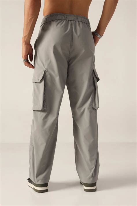 Shop Oversized T-shirts, Cargo Pants & Shorts for Men at Monotone