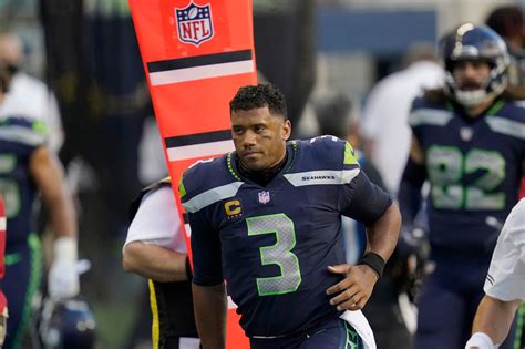 Russell Wilson's Net Worth: How the NFL Quarterback Makes Money | Life ...
