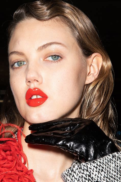 7 best autumn/winter 2020 beauty trends to try right now | Vogue India