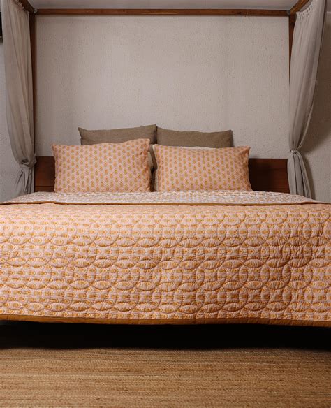 Aarhu - Quilt Set – Tucked In