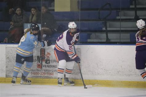 Women's Ice Hockey Scores Two on the Power Play, Drop Matchup to ...
