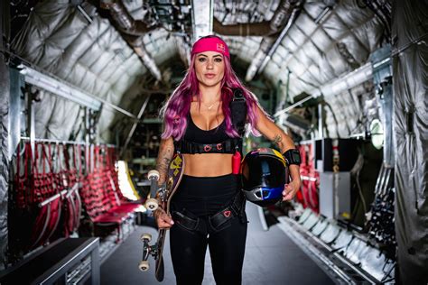 Letícia Bufoni realiza manobra histórica ao s... | BOA FORMA