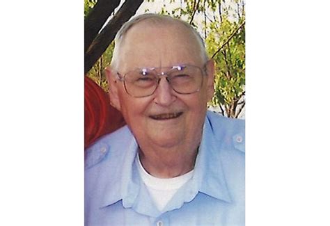 Truman Markham Obituary (2024) - Davenport, IA - Quad-City Times
