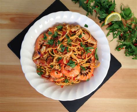 Fresh King Prawn and Crab Spaghetti Recipe