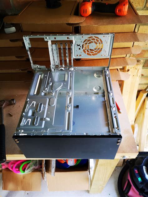 Computer Building Bench 的图像结果