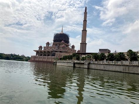 Cruise Tasik Putrajaya - All You Need to Know BEFORE You Go