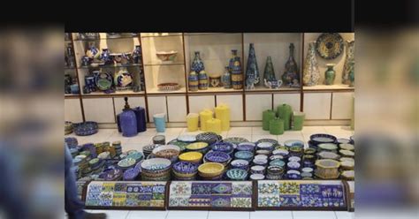 Jaipur Tourists, Hit Up Neerja International For Beautiful Blue Pottery ...