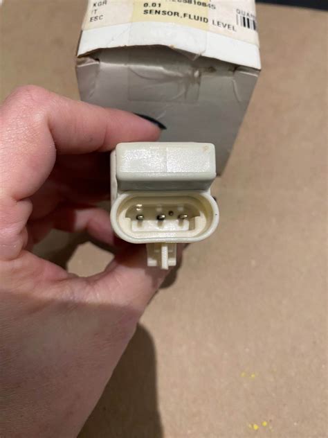 Image result for Cummins Def Tank Level Sensor