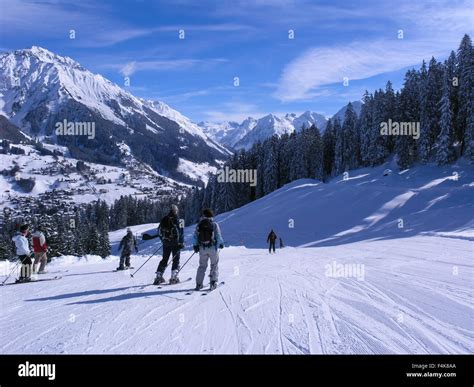 Skiing in Davos / Klosters resort, Switzerland Stock Photo - Alamy