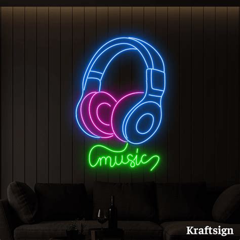 Music Store Sign 的图像结果