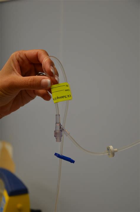 8.4 Priming IV Tubing and Changing IV Fluids and Tubing – Clinical ...