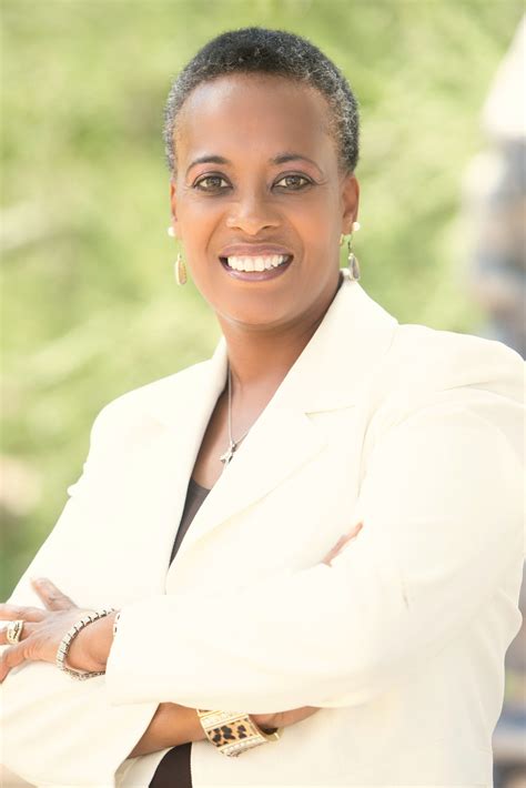 Angie Gray | World Class Speakers & Entertainers