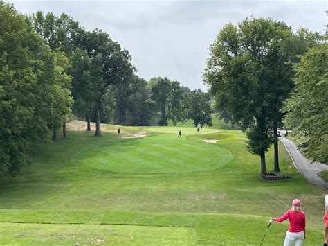 Island View Golf Course, 7795 Laketown Pkwy, Waconia, MN - MapQuest