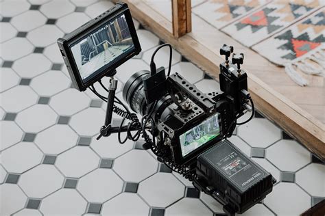 Bits of the 90’s hottest music videos – Toaster Artistic Production