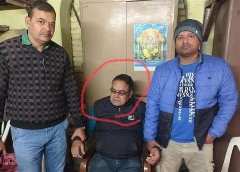सहकारिता निरीक्षक रंगे हाथों गिरफ्तार: 3 हजार की घूस लेते पकड़ा गया ...