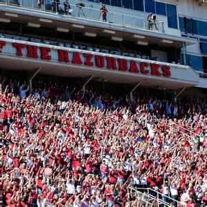 Missouri Tigers at Arkansas Razorbacks Football, Razorback Stadium ...