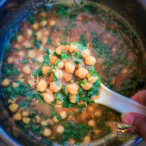 Chana Saag – Chickpea and Spinach Curry - Enhance Your Palate