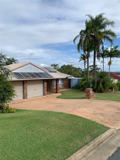 Norman Gardens House on Top of Hill Unlimited NBN - Houses for Rent in ...