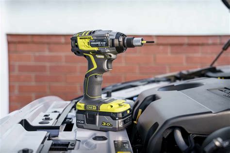 Ryobi Brushless Impact Wrench 18V ONE+ R18IW7-0 Review