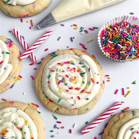 Crumbl Cookies Cookie Cake at Mara Marr blog