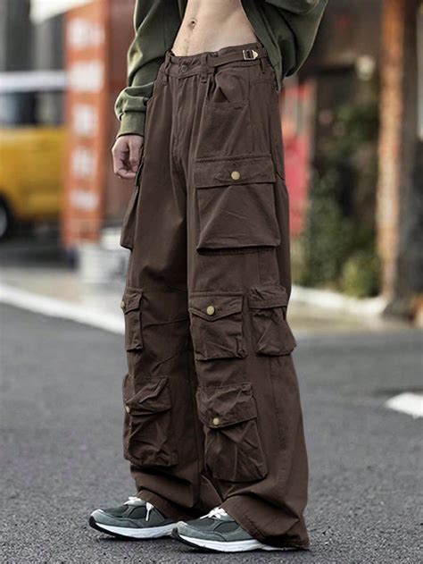 Manfinity EMRG Men Flap Pocket Side Cargo Pants | Mens outfits, Brown ...