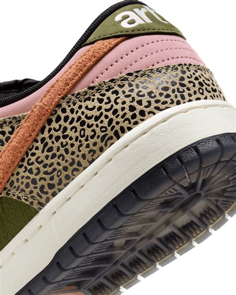 Nike SB Dunk Low Pro x Arts-Rec Skateshop 'Rust Pink and Rough Green ...