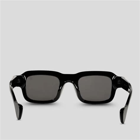 MOONX NEBULA S1 – UV400 Modern Classic Luxury Sunglasses (Unisex)