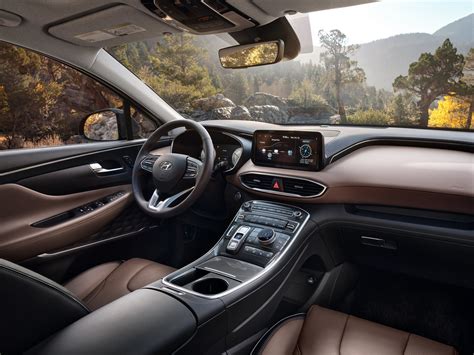 5 Pros and 4 Cons With Driving the 2022 Hyundai Santa Fe