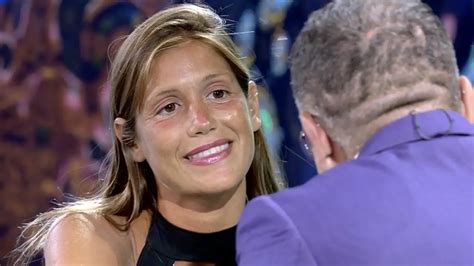 Kareena Kapoor Khan Appears Stunning in Sunlit Photos from Her 'Summer ...