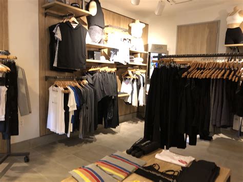 Equinox | Sports Club | Westlake Village – TortoisePath | California USA 🇺🇸