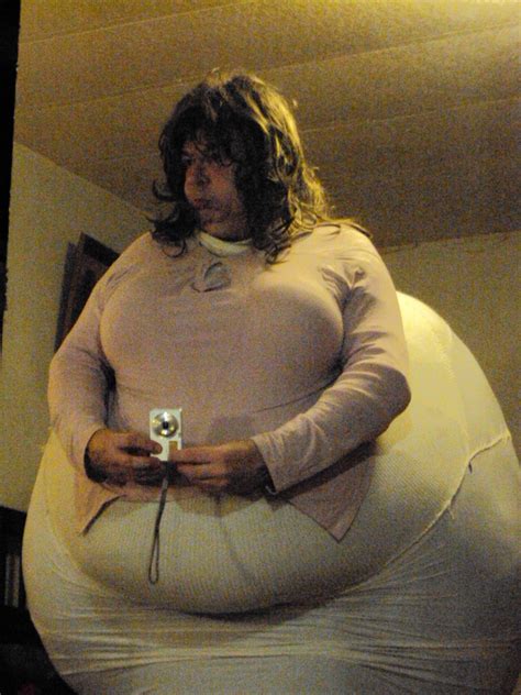 Pear shape ssbbw ... by tracyporker on DeviantArt