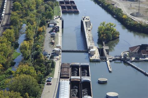 Sanitary Drainage Ship Canal Lock in Fairmont, IL, United States - lock ...