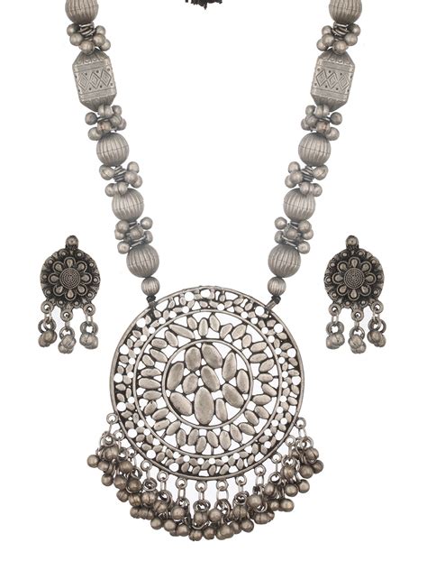 Jazz and Sizzle Silver-Plated Artificial Stone Studded & Beaded Textur