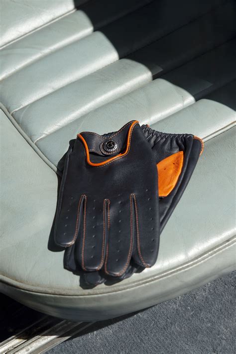 Men's Leather Driving Gloves | Leather driving gloves, Gloves, Driving ...