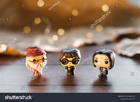 86 Harry Potter Griffindor Images, Stock Photos & Vectors | Shutterstock