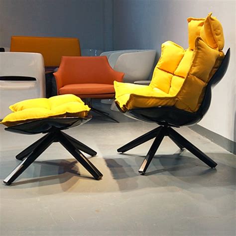 北欧设计师家具 单人肌肉休闲沙发椅 玻璃钢五金木脚 冬夏两用椅