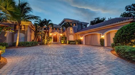 Billy Fuccillo sells Cape Coral luxury home