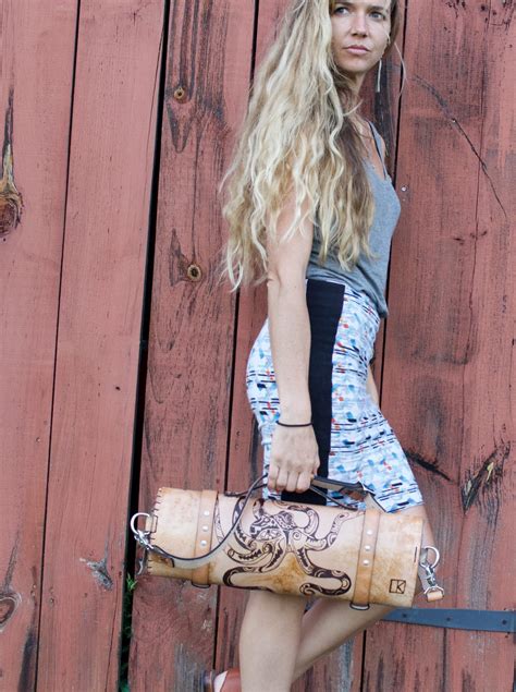 DESIGN YOUR OWN LEATHER ROLL - Rochini - finest tabletop