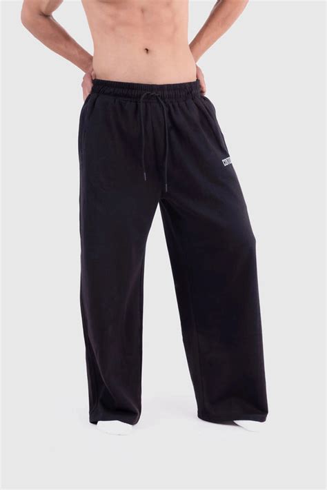 Stylish joggers, cargos, and track pants for active men. – Coitonic