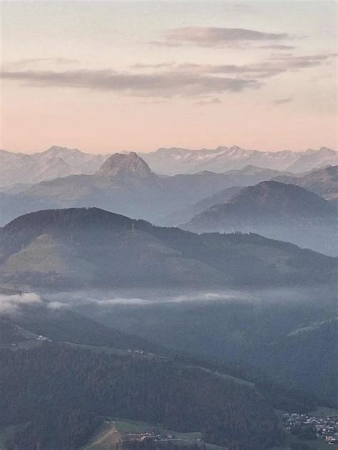 Reservar Corona del Kaiser de forma segura y fiable