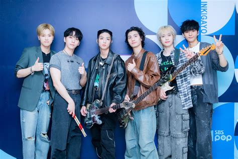 Pin på ♫ - Xdinary Heroes i 2024