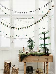 pinterest diy deko fensterdeko f 252 r weihnachten girlanden kleine nadelb 228 ume pinterest diy deko fensterdeko f 252 r weihnachten girlanden kleine nadelb 228 ume