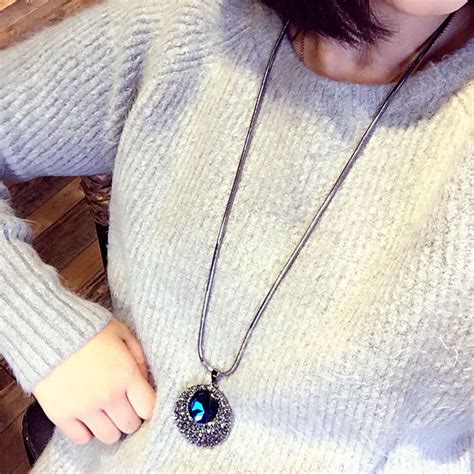 Midnight Spark – Antique Blue Stone Pendant Necklace – onlinefashionfeast