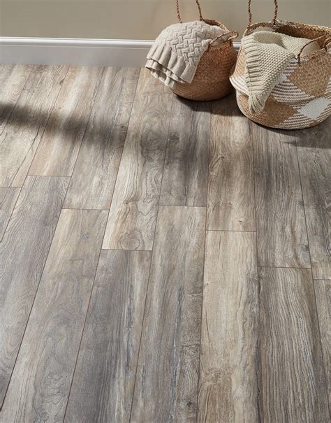Residence Narrow - Harbour Oak Grey Laminate Flooring | Flooring Superstore