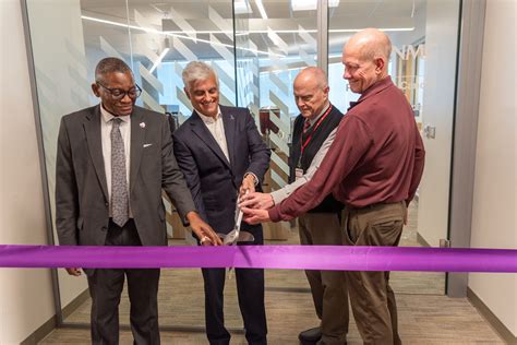 Ribbon cut on pancreatic cancer clinical research unit space | Newsroom ...