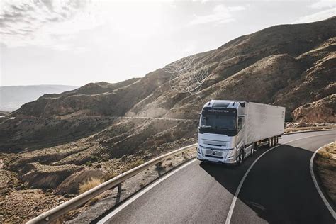 One million connected Volvo trucks on the road | Volvo Trucks