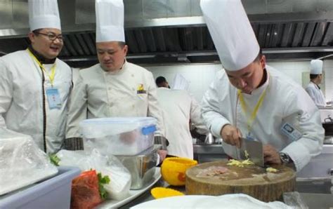 新东方厨师学校背后的隐形富豪：留学教父和厨子导师谁更有钱？ - 知乎