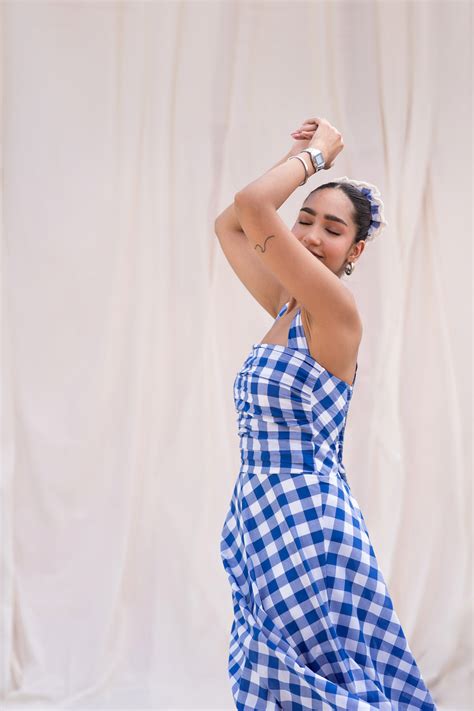 Buy Western Women's Dresses Online | Urban Suburban