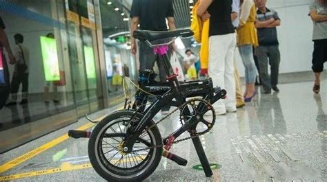 北京地铁明确乘客不得携带这类车进站乘车！公开征求意见中~_自行车