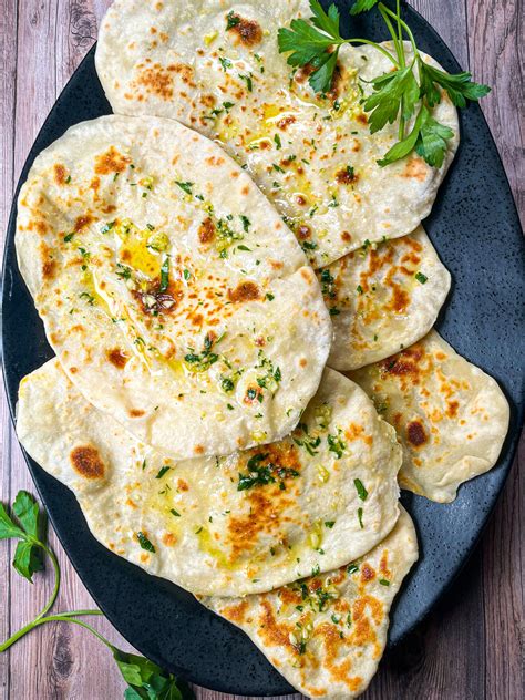 Easiest Garlic Naan Bread - Tastefully Grace